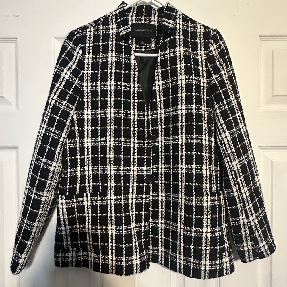 Black and White Banana Republic Blazer